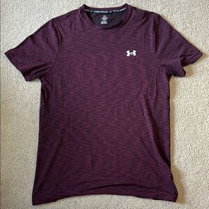 Under Armour Men's Maroon Short Sleeve Tee